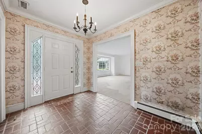 1811 5th Street NW, Hickory, NC 28601 - Photo 9
