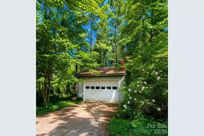 1811 5th Street NW, Hickory, NC 28601 - Photo 5