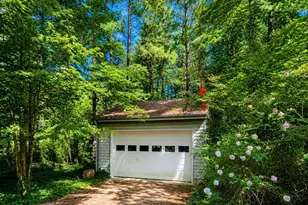 1811 5th St NW, Hickory, NC 28601 - Photo 5