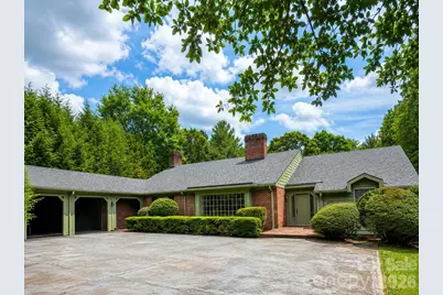 1811 5th Street NW, Hickory, NC 28601 - Photo 1