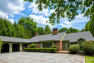 1811 5th St NW, Hickory, NC 28601 - Photo 1