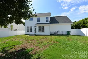 12531 Deaton Hill Dr, Charlotte, NC 28269 - Photo 23