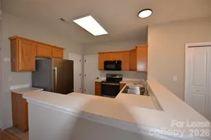 12531 Deaton Hill Dr, Charlotte, NC 28269 - Photo 9