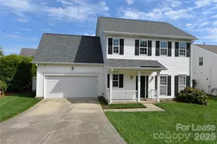 12531 Deaton Hill Dr, Charlotte, NC 28269 - Photo 3