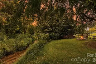 923 Newfound Rd, Leicester, NC 28748 - Photo 23