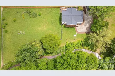 923 Newfound Road, Leicester, NC 28748 - Photo 3