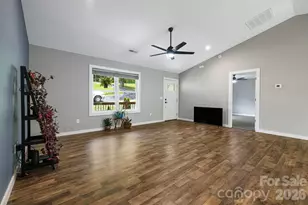923 Newfound Rd, Leicester, NC 28748 - Photo 5