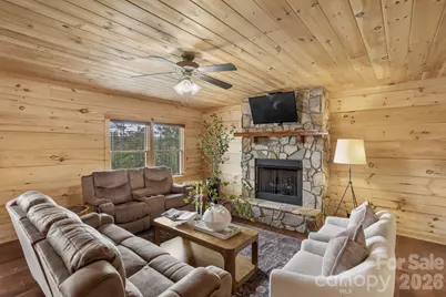 1732 Waters Edge Drive, Granite Falls, NC 28630 - Photo 9