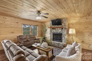 1732 Waters Edge Dr, Granite Falls, NC 28630 - Photo 9