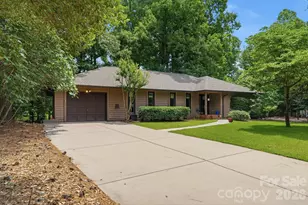 6 Catawba Ridge Ct, Lake Wylie, SC 29710 - Photo 1