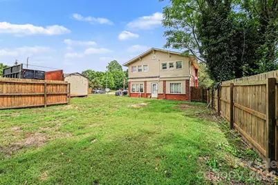 1302 Wilson W Lee Boulevard, Statesville, NC 28677 - Photo 21