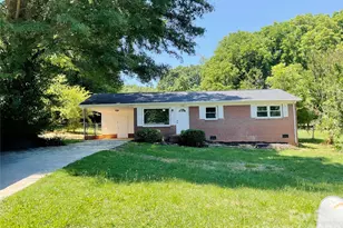 2346 Woodleaf Dr, Gastonia, NC 28052 - Photo 1
