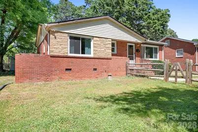 3960 Bristol Drive, Charlotte, NC 28208 - Photo 3