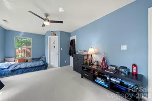 8411 Red Cypress Ct, Charlotte, NC 28216 - Photo 31