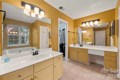 8411 Red Cypress Court, Charlotte, NC 28216 - Photo 25