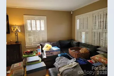 318 W Sixth Avenue, Gastonia, NC 28052 - Photo 5