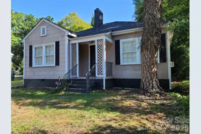 318 W Sixth Avenue, Gastonia, NC 28052 - Photo 1