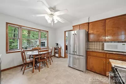 104 Laurelwood Drive, Morganton, NC 28655 - Photo 17