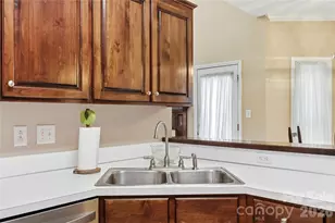 1009 Millwright Ln, Matthews, NC 28104 - Photo 15