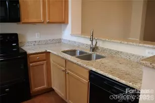 9806 Longstone Ln, Charlotte, NC 28277 - Photo 13