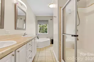 40 Liberty Rd, Candler, NC 28715 - Photo 15
