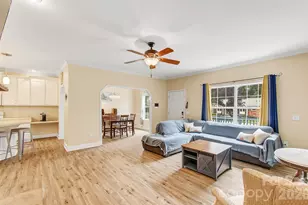 40 Liberty Rd, Candler, NC 28715 - Photo 3