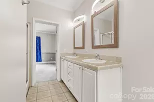 40 Liberty Rd, Candler, NC 28715 - Photo 17