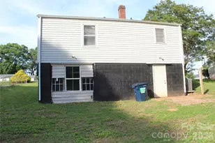 406 E Mill St, Landis, NC 28088 - Photo 3