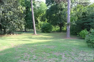 406 E Mill St, Landis, NC 28088 - Photo 5