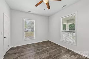 2509 Gardner St, Gastonia, NC 28056 - Photo 15