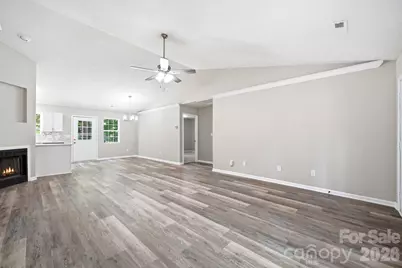 6324 Grove Park Boulevard, Charlotte, NC 28215 - Photo 5