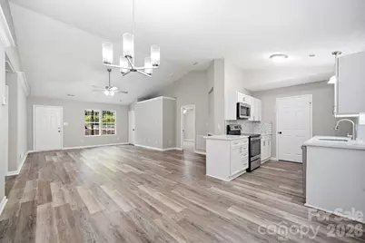 6324 Grove Park Boulevard, Charlotte, NC 28215 - Photo 9