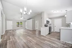 6324 Grove Park Blvd, Charlotte, NC 28215 - Photo 9