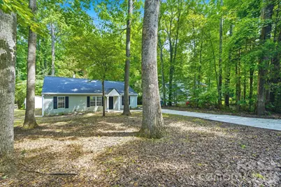 6324 Grove Park Boulevard, Charlotte, NC 28215 - Photo 3