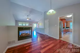 102 Forest Lake Dr, Asheville, NC 28803 - Photo 5