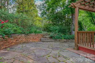 102 Forest Lake Dr, Asheville, NC 28803 - Photo 39