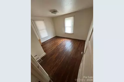 831/833 N Oak Street, Hendersonville, NC 28739 - Photo 21