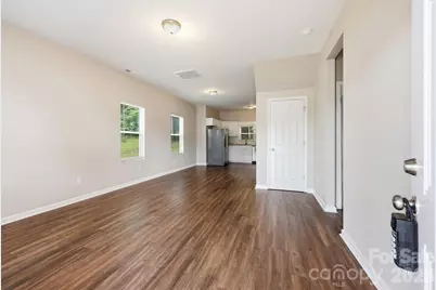 8625 Terra Cotta Drive, Charlotte, NC 28215 - Photo 17