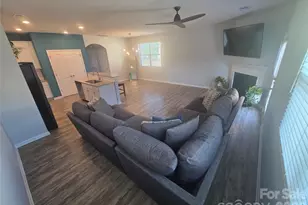105 Tigris Trl, Fort Mill, SC 29715 - Photo 7