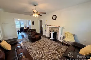 715 E Marion St, Shelby, NC 28150 - Photo 7