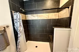 715 E Marion St, Shelby, NC 28150 - Photo 23