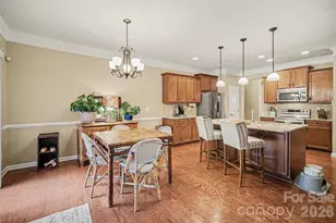 10718 Cove Point Drive, Charlotte, NC 28278 - Photo 3