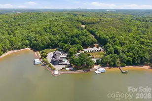 9715 9 Eagles Ln, Charlotte, NC 28278 - Photo 1