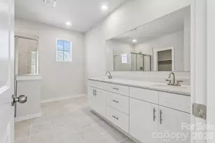 208 E Warfield Dr, Mooresville, NC 28115 - Photo 9