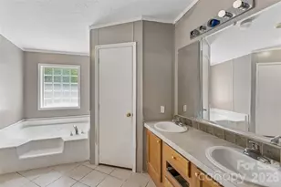 235 Misty Ln, Kannapolis, NC 28081 - Photo 19