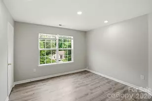 5232 Javitz Rd, Charlotte, NC 28216 - Photo 11