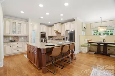 1405 Elmsford Lane, Matthews, NC 28105 - Photo 9