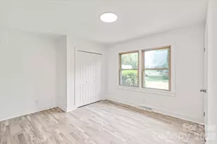 1614 Kenmore Dr, Statesville, NC 28625 - Photo 15