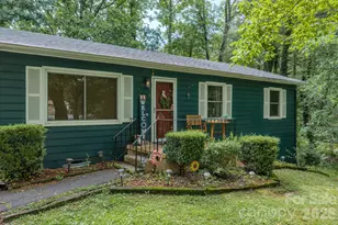 112 Amelia Dr, Hendersonville, NC 28792 - Photo 3