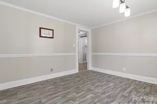 7 Wray St, York, SC 29745 - Photo 17